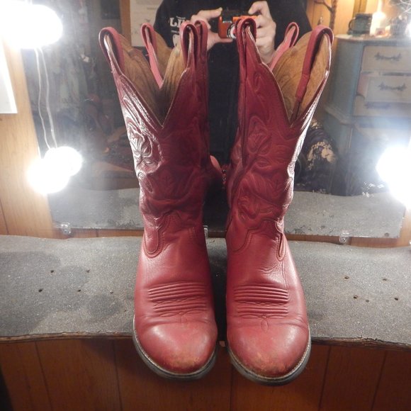 Ariat Heritage Round Toe Red Cowboy Boots - Picture 14 of 15